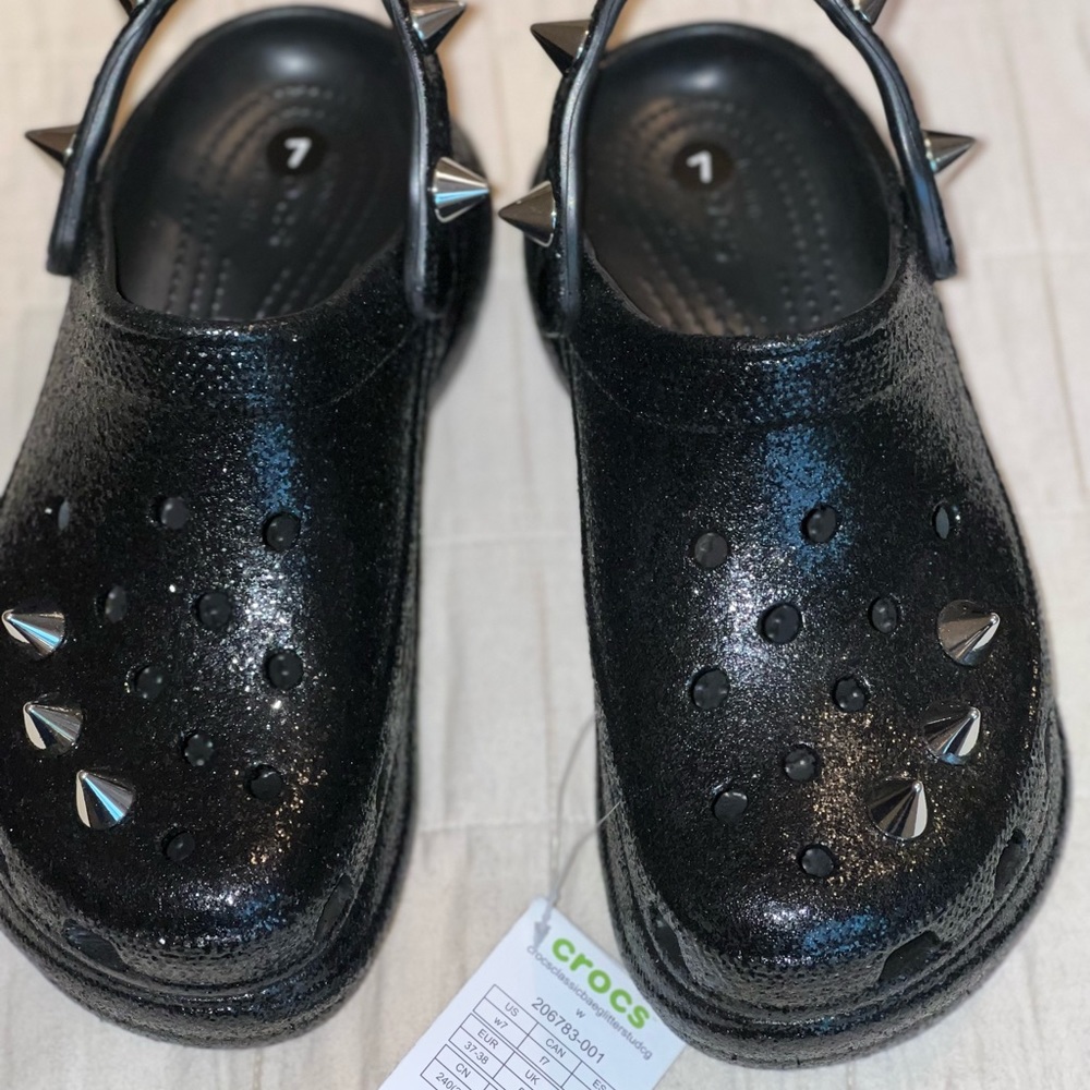 Crocs